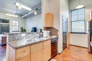 Norman Retreat 1 Mi to The University of Oklahoma - 1