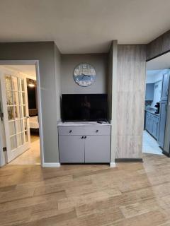 21st Floor Oceanfront Retreat 2bed 2bath Condo - Daytona Beach - 7