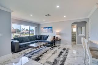 Serene Pine Island Getaway w/ Lanai & Game Room! - 7