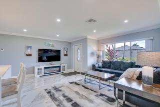 Serene Pine Island Getaway w/ Lanai & Game Room! - 6
