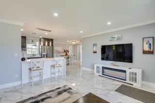 Game Room and Screened Lanai Pine Island Getaway! - Matlacha - 5