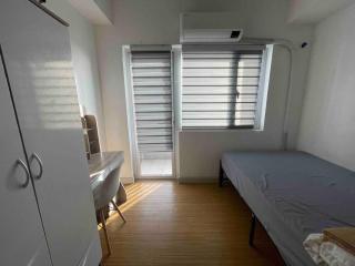 Grace Residences 1 bedroom Fast Wi-Fi Near BGC and Mckinley 2110 - Manila - 0