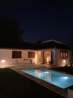 Casa Franklin, A media cuadra de la laguna! - Chascomús - 0