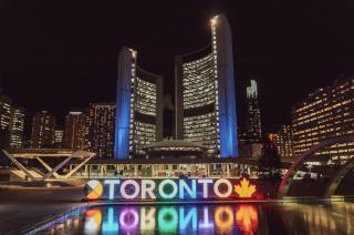 Toronto Entertainment District - King Bed Condo - Close to Core - Dome - Scotiabank - CNE - Fort York - Near King St W - 7