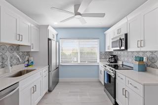 Palm Retreat - Large Cottage on Sanibel Island with Bikes - Sanibel - 9