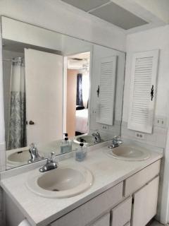 Happy Rest Stop House - North Fort Myers - 4