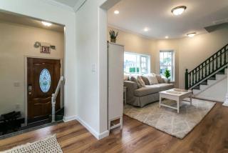 Luxurious 5 BR Home in the Heart of Sylvan Beach - Blossvale - 4