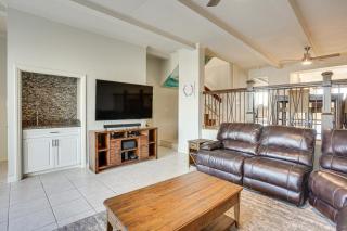 Huntington Beach Condo - Walk to the Ocean! - 2