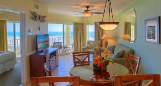 Sunset Vistas Two Bedroom Beachfront Suites - 5
