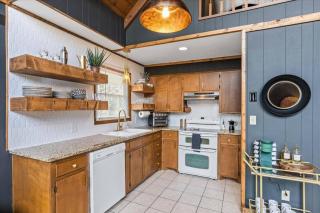 Spacious Lakeview Mountain Cabin - Powderhorn Mountain - 4