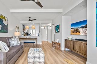 Upscale Oceanfront Penthouse Vistas - Kihei - 2