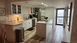 505 - Top Floor Ocean View 2/2 - New Smyrna Beach - 5