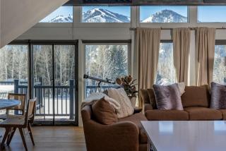 Just Remodeled! The Big Wood Retreat with a Loft - Sun Valley - 2
