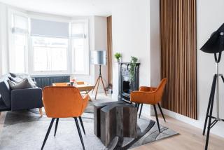 Fulham Light – 2 Bedroom Home - 4