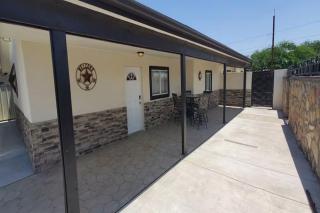 3 Bedroom Newly Remodeled Duplex - 0