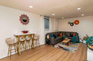 Family Friendly Home Close to Airport and Downtown - Des Moines - 2