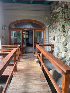 RiverFront Retreat- Spa/Hot tub, Game Room, Limited Gym - Three Rivers - 0