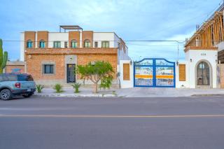 Condo Rosales Beautiful Downtown 2BR-1Ba with pool & rooftop - La Paz - 3
