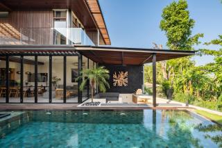 NEW 5BR Villa with BBQ near Pererenan Beach Canggu - Canggu - 1