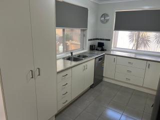 Beach Haven - Rosebud - 7