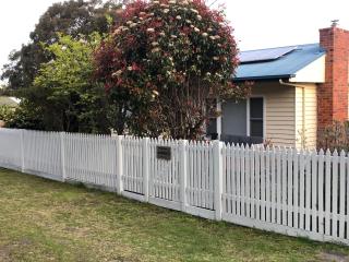 Cottage 32 - Lakes Entrance - 4