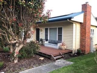 Cottage 32 - Lakes Entrance - 7