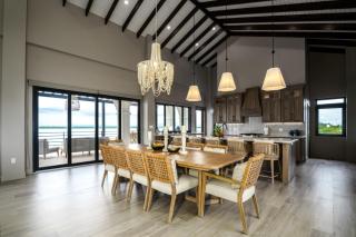 NEW 3 Story Waterfront 4Bedroom Villa with Amazing Sunset Mountain Views - Maya Beach - 3