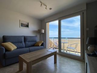 1000 - Studio sur la digue du Val André avec magnifique vue mer - 0