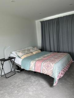 Relax by the Tamaki River - Auckland - 1
