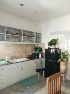 Bali Court Hotel & Apartment - Legian - 9