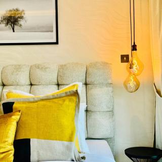 Chic Studio with Burj Views at Sterling by Omniyat - Dubai - 6