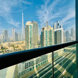 Chic Studio with Burj Views at Sterling by Omniyat - Dubai - 1