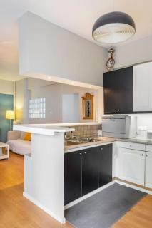 Simplicity and Comfort: Apartment in Zografou - Atene - 3