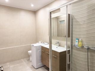 Contemporary & Spacious Renovated Apartment, DT Syntagma, /Touristic Area - Atene - 3