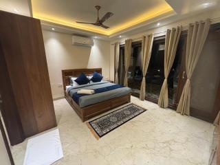 4 BHK Mountain View Villa In Rishikesh - Rishikesh - 2