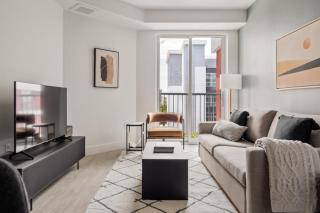 Redwood City 1BR w Gym WD next to Caltrain SFO-1046 - 0