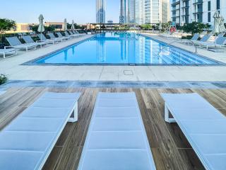 Amazing Apartment with City Views in Downtown 164BC-2 - Dubai - 8