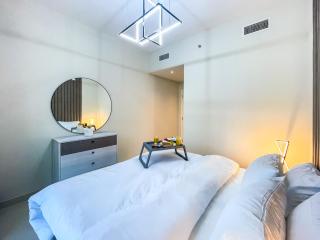 Amazing Apartment with City Views in Downtown 164BC-2 - Dubai - 7
