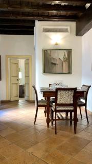 Trevi fountain apartment - 5