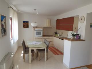 Apartments Dvor - ap4, ap5, ap6 - Baška Voda - 5