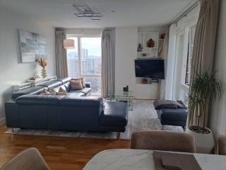 Cozy Double Room with Large En Suite Near Canary Wharf London with Amazing Views in a Shared Apartment - Londra - 9