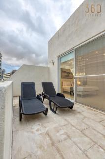Beautiful, central Penthouse with Private Terrace by 360 Estates - Il-Gżira - 6