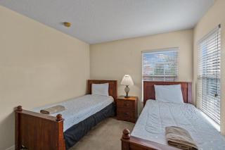 Family Ready in Gated Community Near Attractions - Davenport - 1