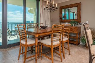 Phoenix on the Bay 2 by Brett Robinson Vacations - 3