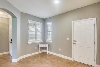Palm Coast Townhome with Pool Access about 4 Mi to Beach - Palm Coast - 1