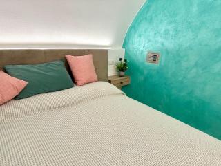 POMA DE CASA - Carrer de Pa i Algua - 4