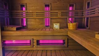 Apartamenty Komarno 46 Jacuzzi&Sauna - 2