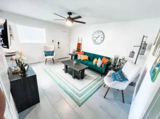 Zen Haven for Travelers (Unit 1) - Galveston - 0