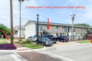 Zen Haven for Travelers (Unit 1) - Galveston - 7