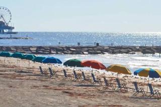Zen Haven for Travelers (Unit 1) - Galveston - 4